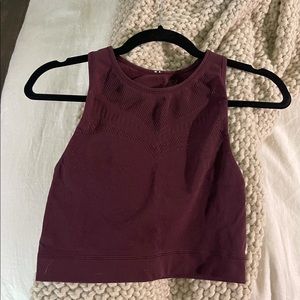 Lululemon cropped workout top